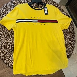 NWT Tommy Hilfiger L colorblock shirt